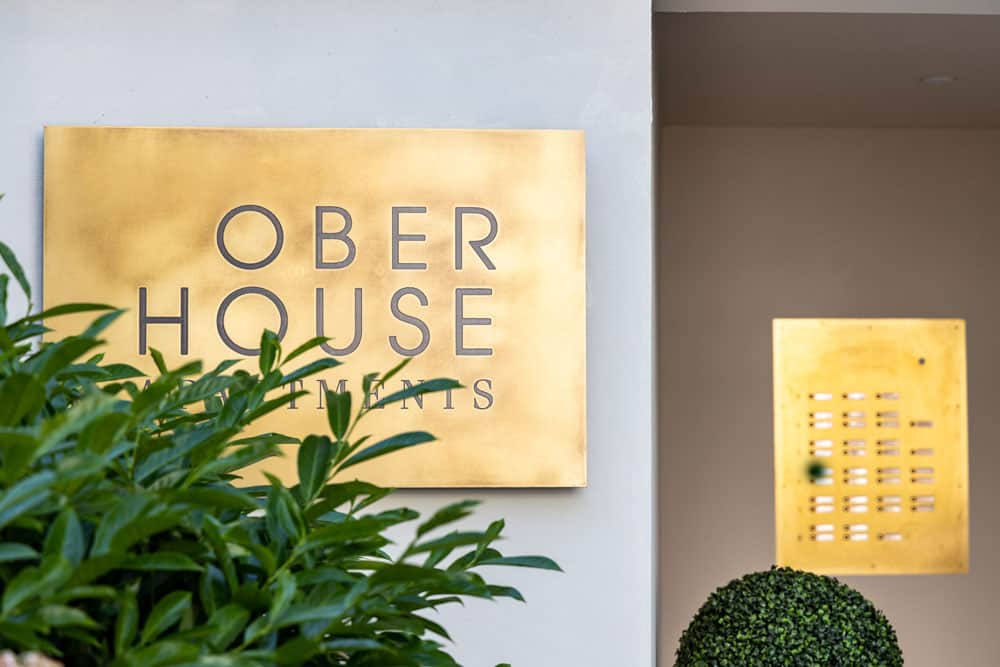 OberHouse-Messingschild